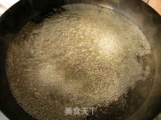 童年美食——挂霜花生的做法步骤：4