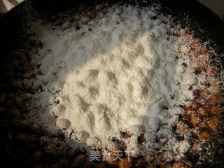 童年美食——挂霜花生的做法步骤：7