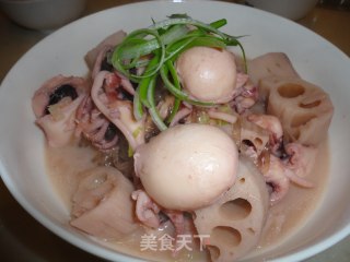 墨鱼莲藕炖粉条的做法步骤：7