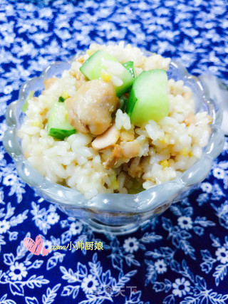 鱼叮黄瓜炒饭