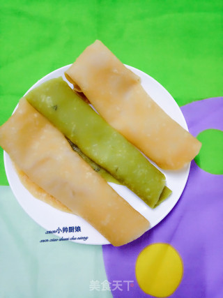 蔬菜春饼~蒸春饼《胡萝卜，苜蓿汁》的做法