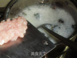 皮蛋瘦肉粥的做法步骤：5