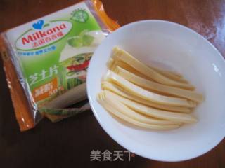 小文子出品~~【DIY烤肉花边披萨】的做法步骤：13