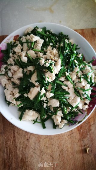 韭菜炒豆腐的做法