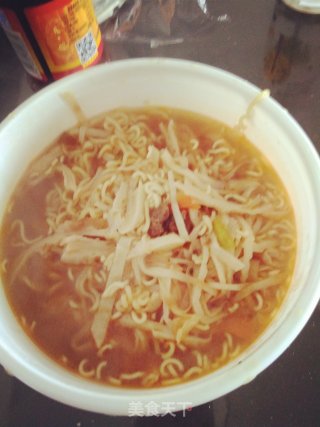 泡面饼丝两煮的做法