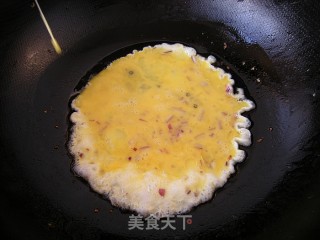 剩米饭之再利用——洋葱蛋炒饭的做法步骤：4