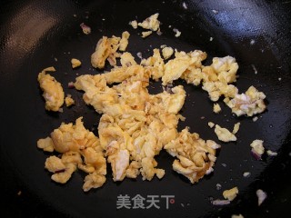 剩米饭之再利用——洋葱蛋炒饭的做法步骤：5