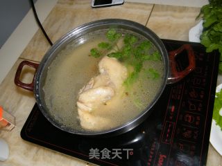鸡汤火锅的做法步骤：2