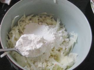 葱香土豆丝饼的做法步骤：3