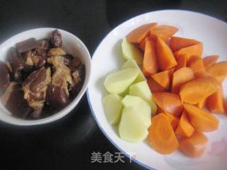 酱肉胡萝卜土豆饭的做法步骤：3