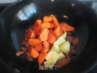 酱肉胡萝卜土豆饭的做法步骤：5