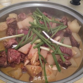 腊鸭炖萝卜的做法