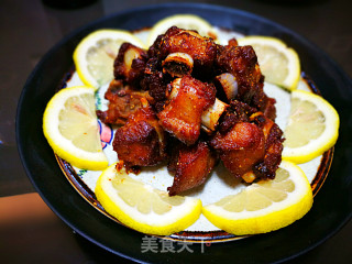 蒜香椒盐排骨的做法