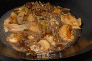 茶树菇烧鸡翅的做法步骤：13