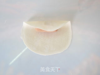 变废为宝之【糖果香肠饺子皮】的做法步骤：3