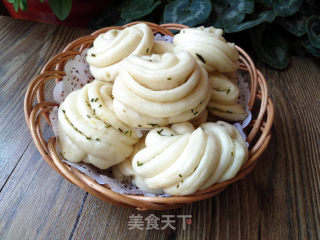 野葱花卷的做法