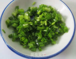 变废为宝之【迷你葱油饼】的做法步骤：2
