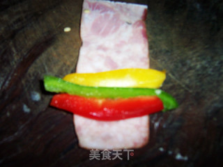 香煎培根彩椒卷的做法步骤：3