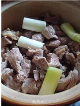 炖牛肉的做法步骤：3