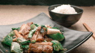农家小炒肉的做法