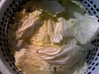 清淡减肥——土豆白菜汤的做法步骤：1
