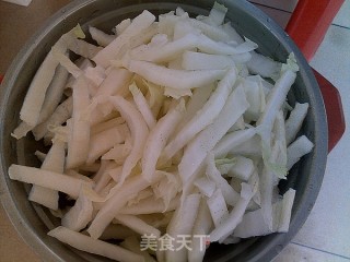 清淡减肥——土豆白菜汤的做法步骤：2