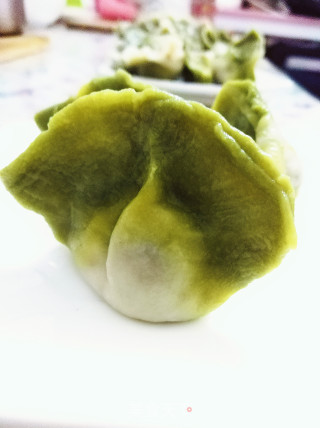 ＃春食野菜香＃餐桌上的春天-荠菜牛肉饺子的做法