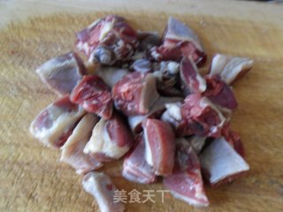 咸鸭腿炖黄豆的做法步骤：3