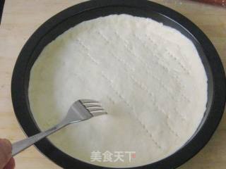 鲜虾里脊肉披萨的做法步骤：5