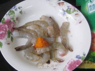鲜虾里脊肉披萨的做法步骤：7
