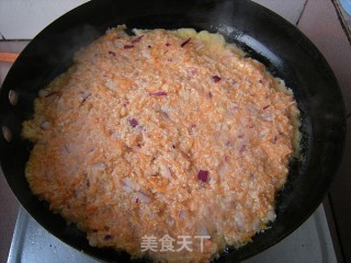 豆渣妙用——胡萝卜豆渣饼的做法步骤：4