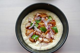 青椒鸡腿批萨的做法步骤：10