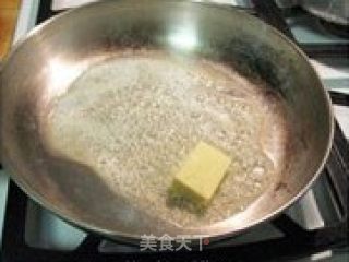 蒜香柠檬虾的做法步骤：2