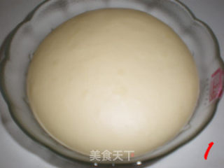 卡士达菊花面包的做法步骤：1