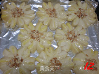 卡士达菊花面包的做法步骤：12