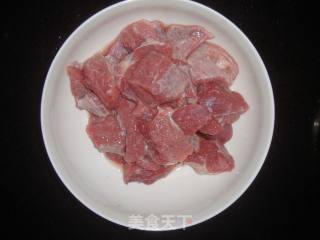 掌柜 来一份番茄牛肉！！的做法步骤：1