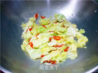 家常菜肴@@黑胡椒最撩人~~黑胡椒炒手撕包菜的做法步骤：10