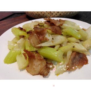 西芹咸肉的做法