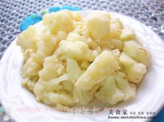 家常菜肴@@简简单单清清淡淡易上手的~~菜花搭上瑶柱汁的做法步骤：8