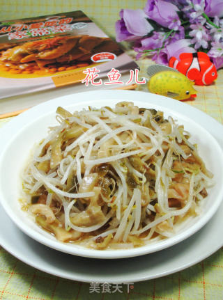榨菜丝炒绿豆芽的做法