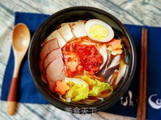 酸辣泡菜面的做法