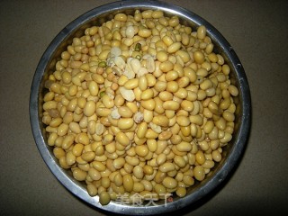 自己做大豆腐——用白醋自制豆腐的做法步骤：1
