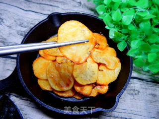 黑胡椒料烤土豆片的做法