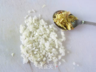 焦香锅贴的做法步骤：3