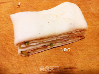 麻辣香葱芝麻椒盐花卷的做法步骤：9