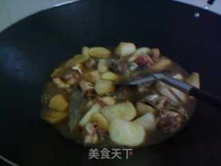 萝卜焖脆肉鲩头的做法步骤：3