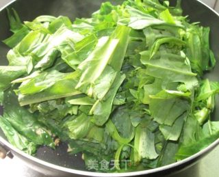 蒜蓉炒苦麦菜的做法步骤：4