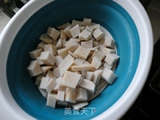无意整出西餐味---茄汁芋头的做法步骤：3