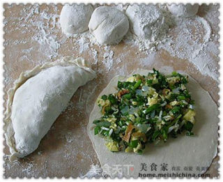 绿豆菜韭菜素盒子的做法步骤：7