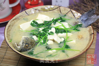 鲫鱼芫荽豆腐汤的做法步骤：8
